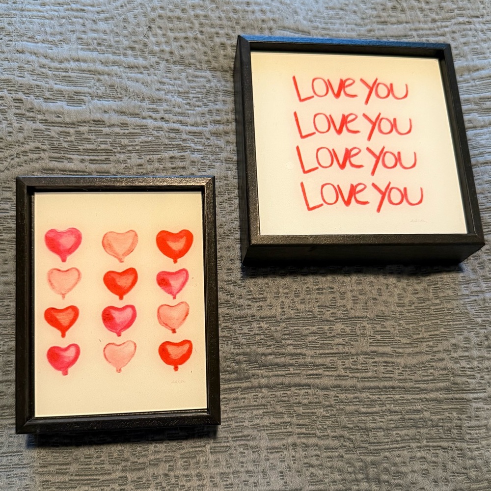 Valentine’ Day Decor: Framed Love You and Hearts Wall Art Set - Red and Pink.EUC